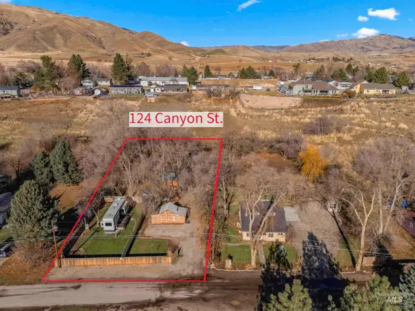 124 Canyon, Horseshoe Bend, ID 83629