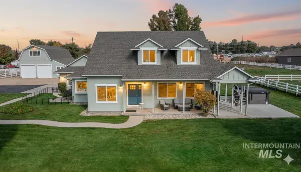 8924 Reflection Ln, Middleton, ID 83644