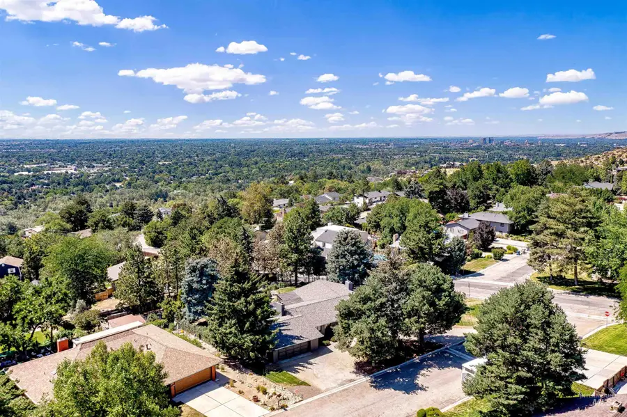 2209 S Ridgeview Way, Boise, ID 83712 - Image #3