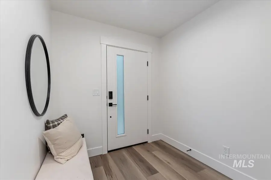 1659 W Burlison Ln., Boise, ID 83705 - Image #3