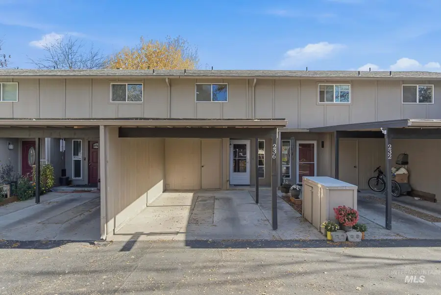 236 N Eagle Glen, Eagle, ID 83616 - Image #2