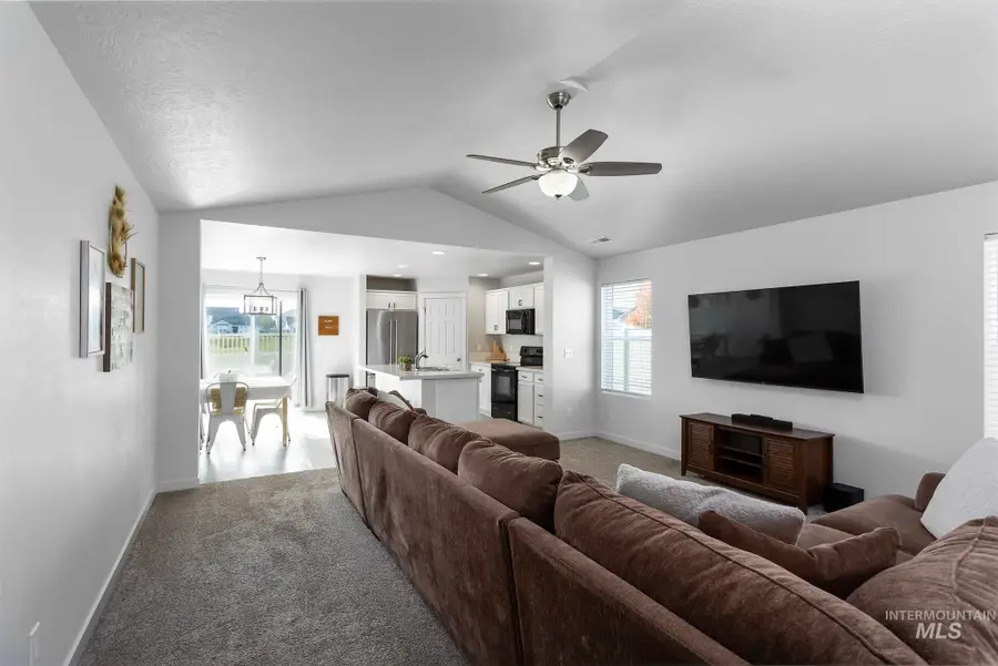 12771 Carkhill St, Caldwell, ID 83607 - Image #2