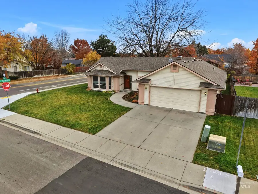 9807 Edna, Boise, ID 83704 - Image #2