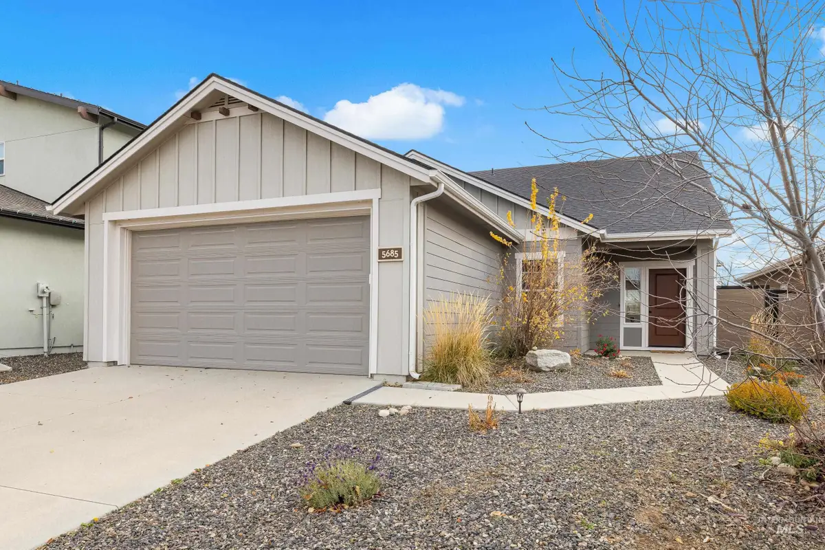 5685 W Song Sparrow St, Boise, ID 83714 - Image #1