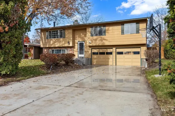 9522 W Linstock St., Boise, ID 83704