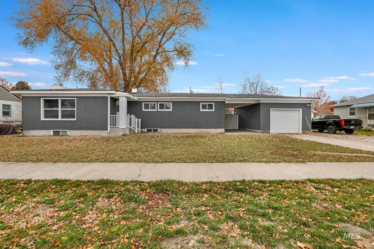 1942 Burton Ave, Burley, ID 83318 - Image #1