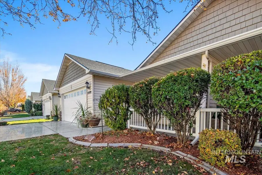 1409 E Willowbrook Ct, Meridian, ID 83646 - Image #3
