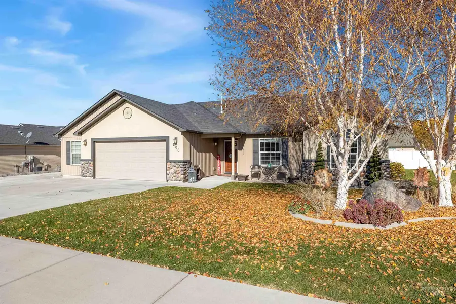 800 Kelli Ln, Filer, ID 83328 - Image #2