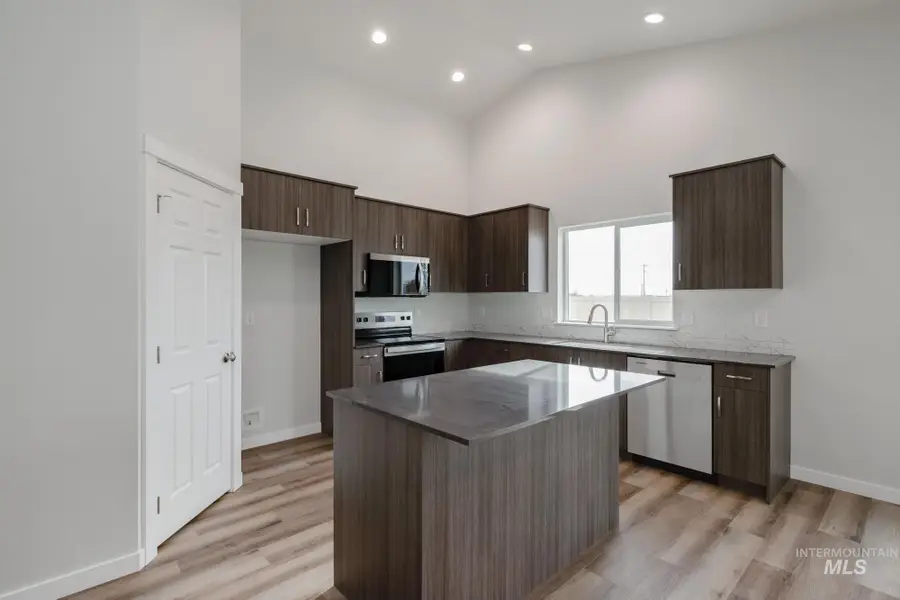 9079 W Camellia St, Nampa, ID 83687 - Image #3