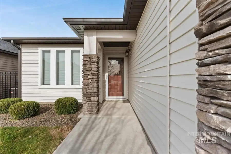 1978 E Ringneck St, Meridian, ID 83646 - Image #3