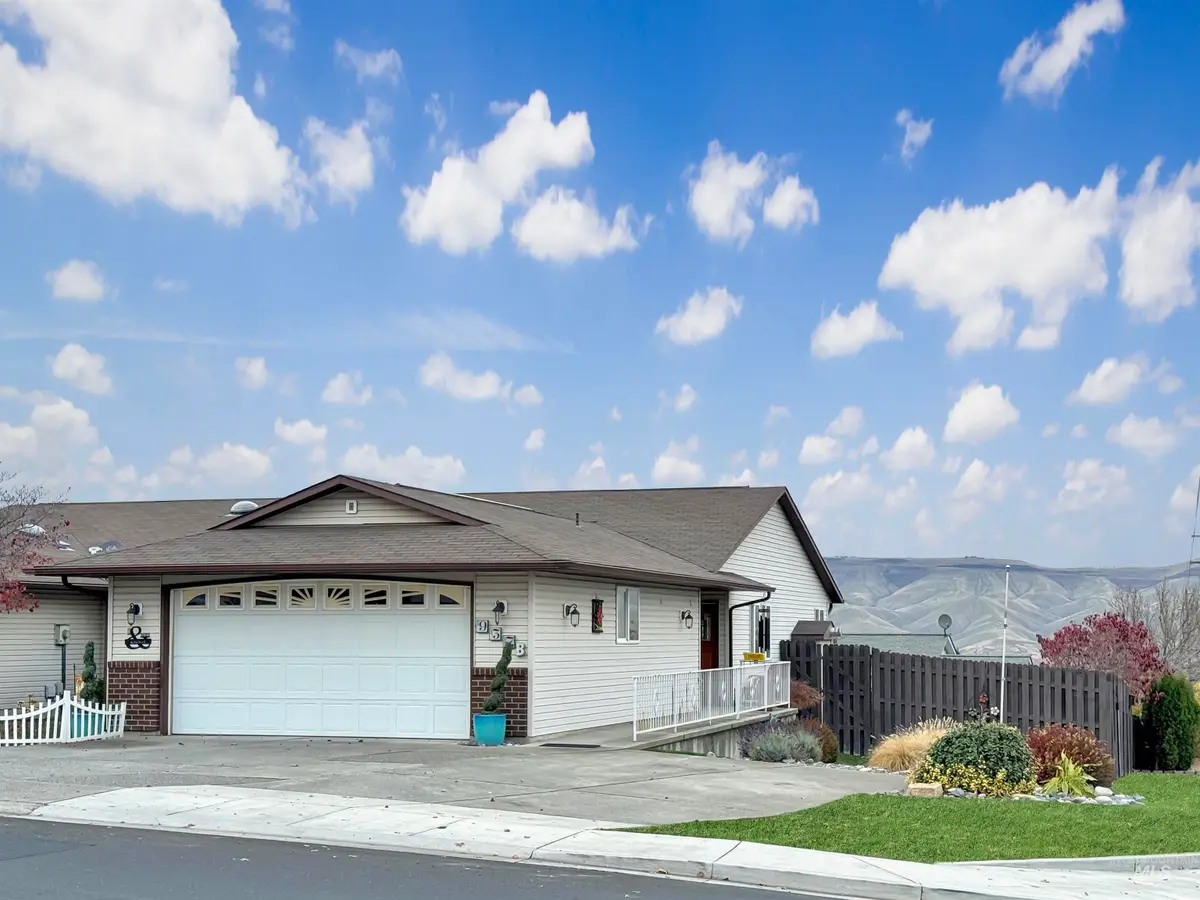 937 B Stewart Ave, Lewiston, ID 83501 - Image #1