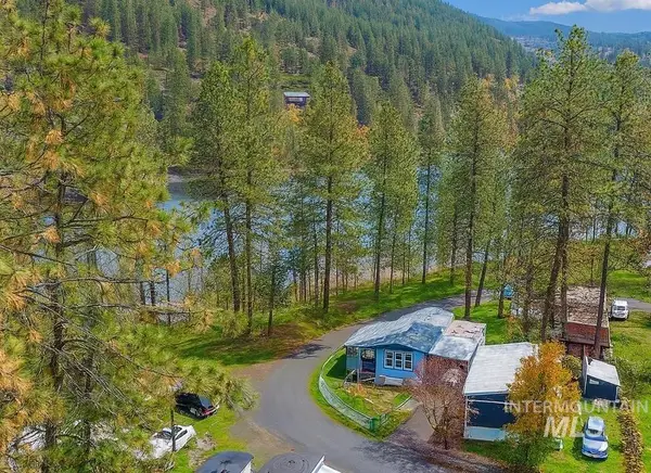 16 Chinook Ln, Orofino, ID 83544