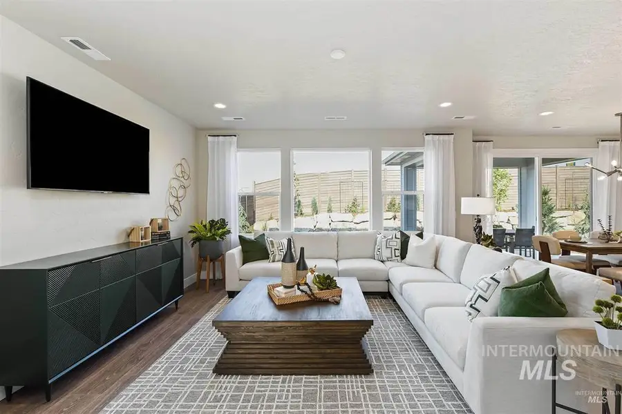 194 W Omphale St., Kuna, ID 83634 - Image #2