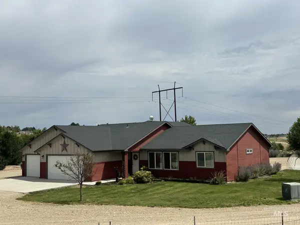 17571 Goodson Rd, Caldwell, ID 83607