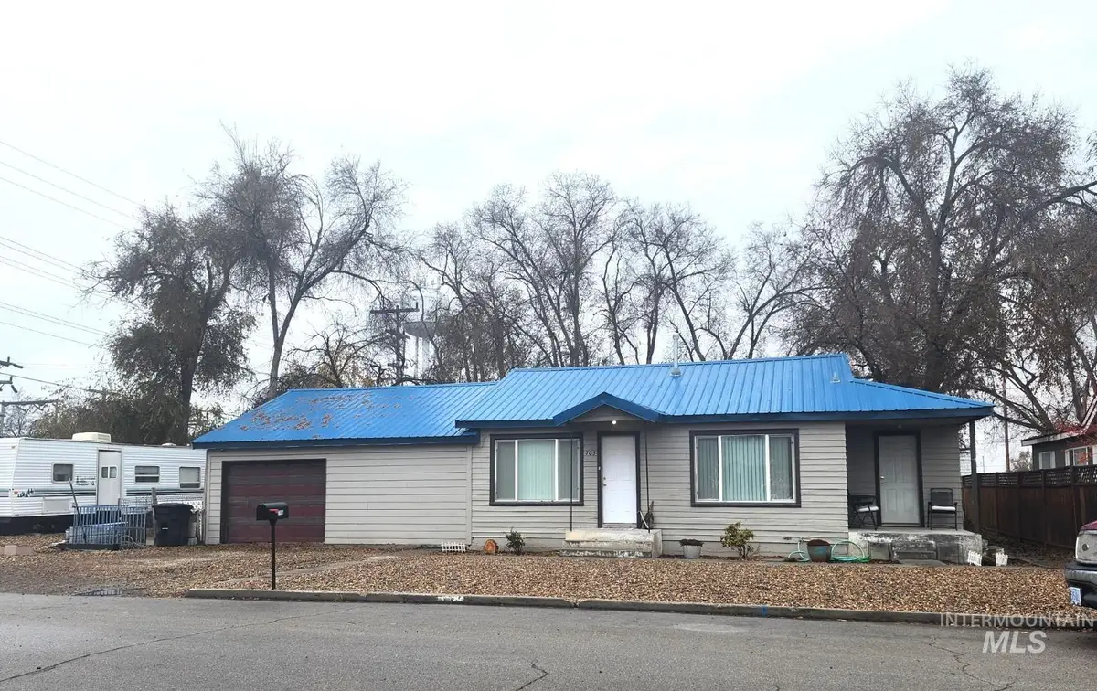 705 N 2nd Street, Nyssa, OR 97913 - Image #1