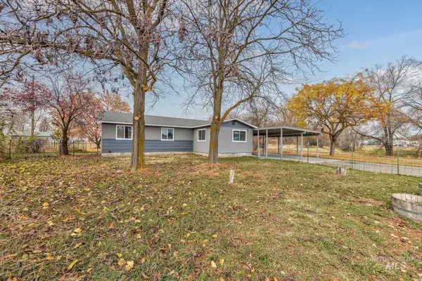 1256 12th St Ext, Payette, ID 83661