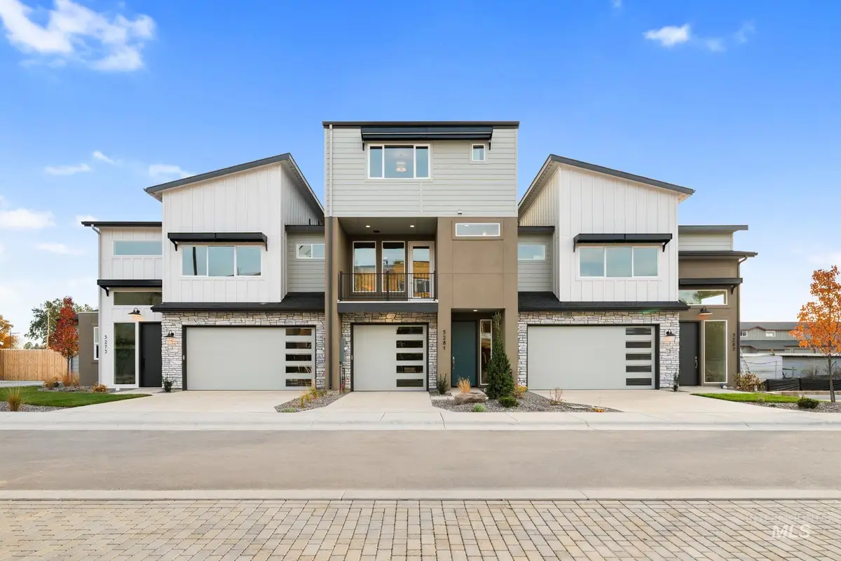 5281 N River Water Lane, Garden City, ID 83714 - Image #1