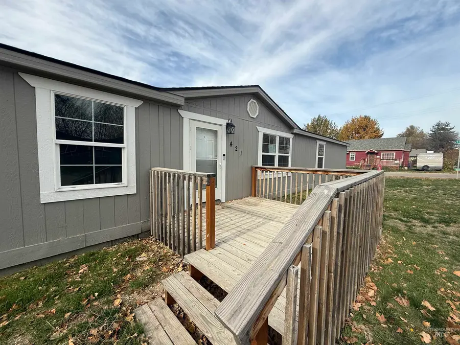 421 Loomis Ave, Melba, ID 83641 - Image #3
