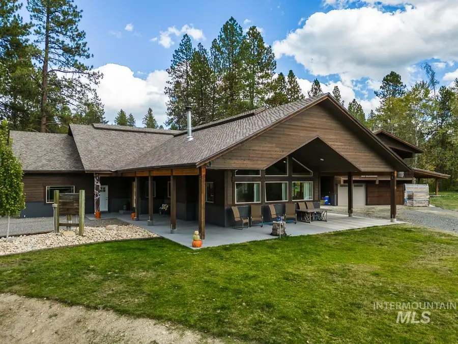 467 Gold Fork Rd, Donnelly, ID 83615 - Image #2