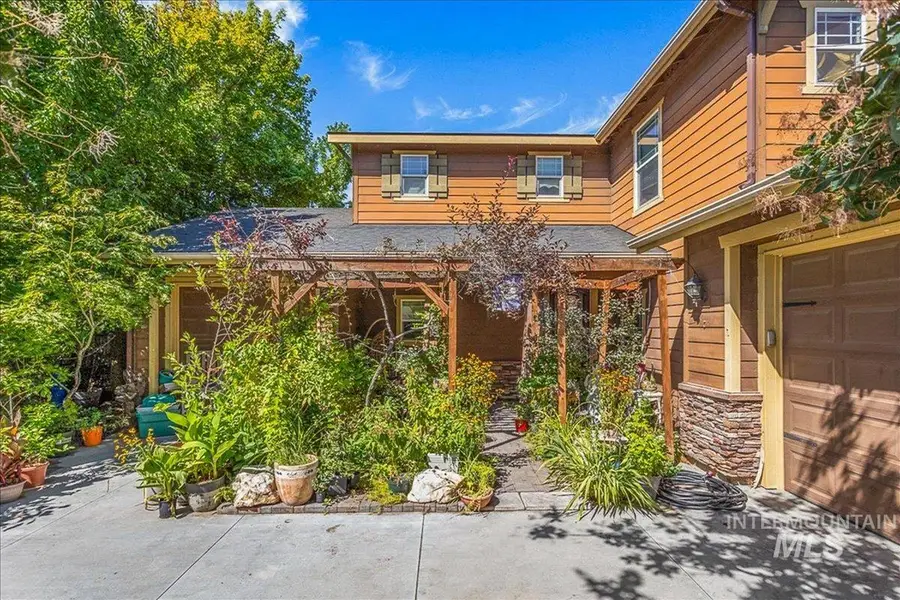 915 N Glen Aspen, Star, ID 83669 - Image #2