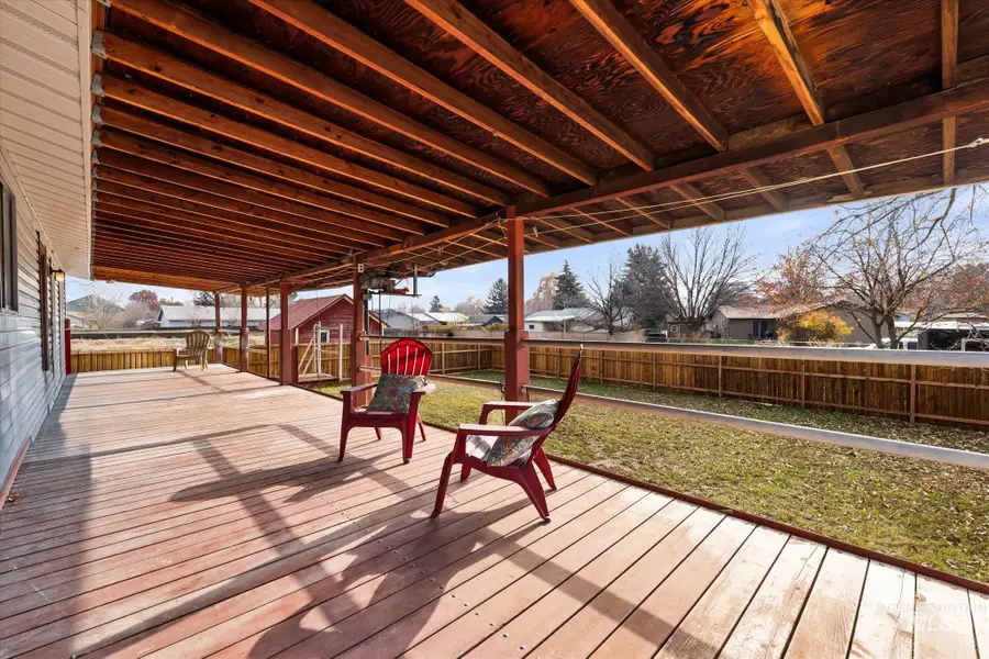 419 W Logan St, Caldwell, ID 83605 - Image #3