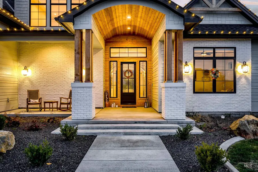 7723 W Hevelius, Eagle, ID 83616 - Image #2