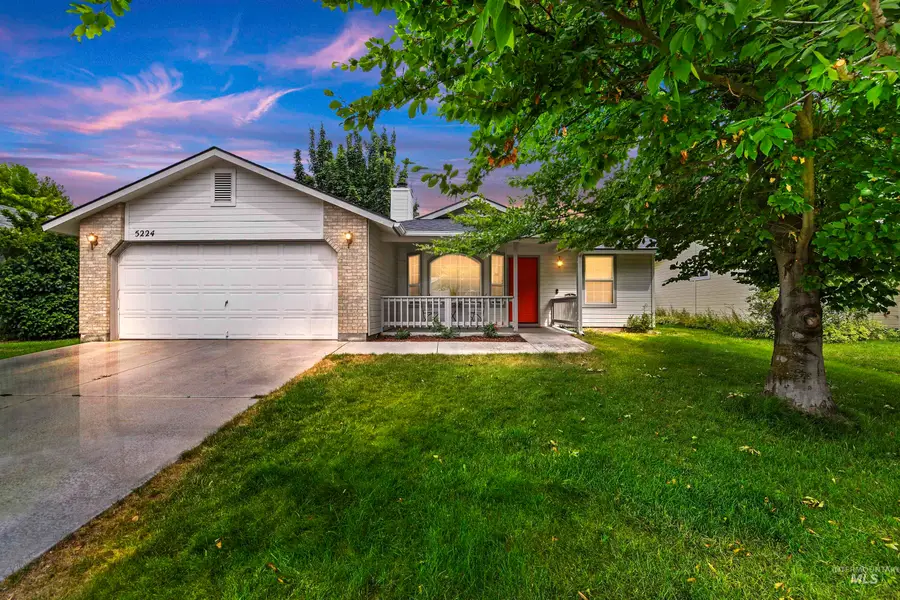 5224 S Yarrow Ave, Boise, ID 83716 - Image #2