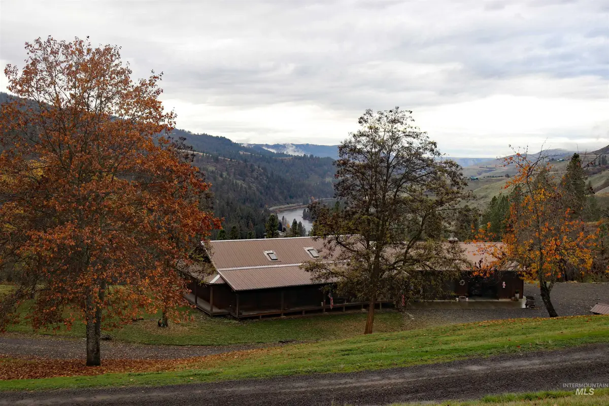 20044 Orchard Lane, Lenore, ID 83541 - Image #1