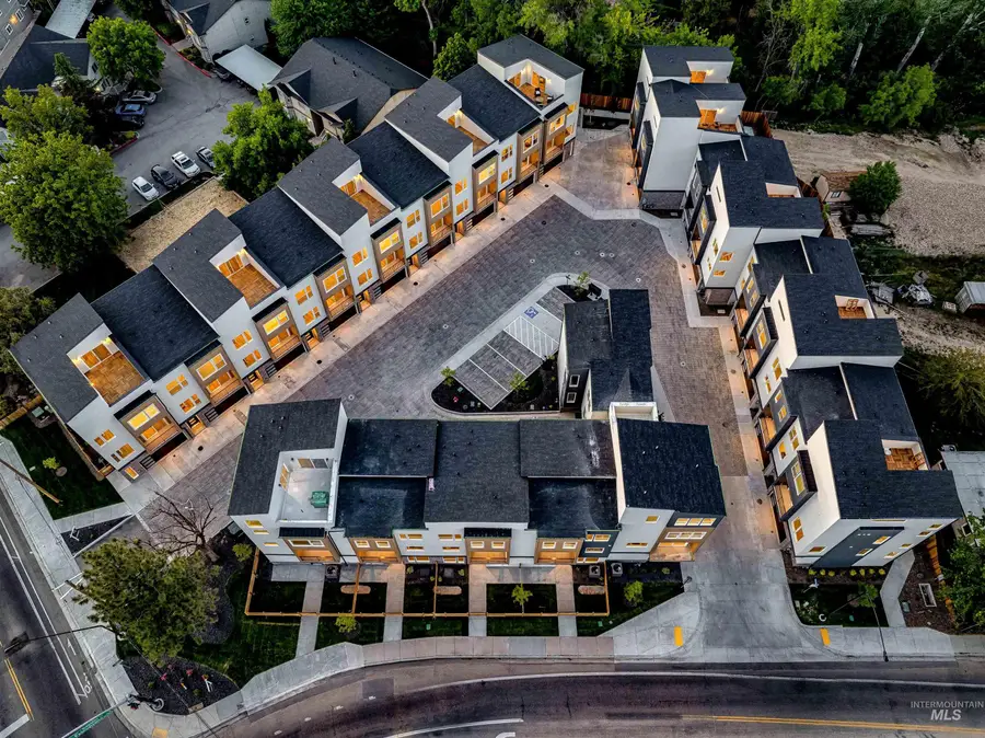 118 E Pennsylvania St, Boise, ID 83706 - Image #2