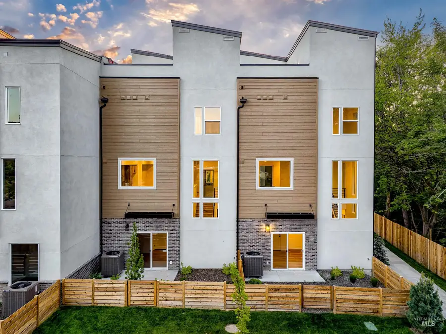 2013 S Makar Ln, Boise, ID 83706 - Image #3