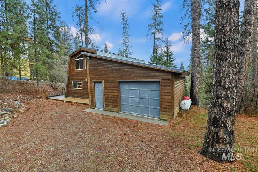 9 Moonglow Dr, Garden Valley, ID 83622 - Image #3