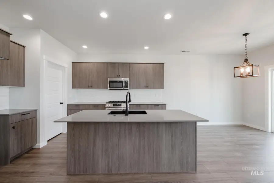 10512 W Teratai St, Star, ID 83669 - Image #3