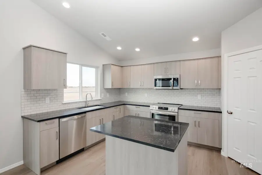 1722 Old Mill St, Middleton, ID 83644 - Image #3