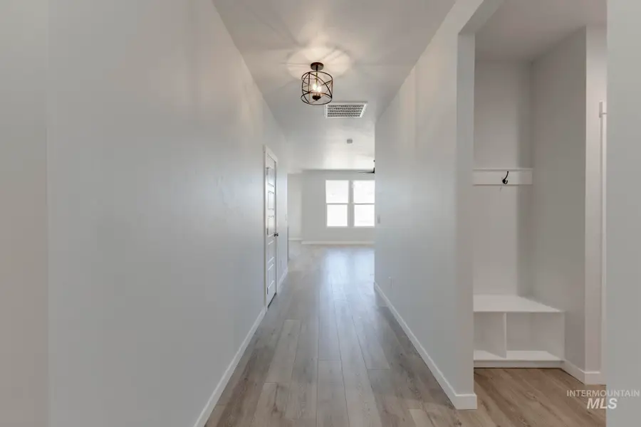 1725 Webb Brook St, Middleton, ID 83644 - Image #3