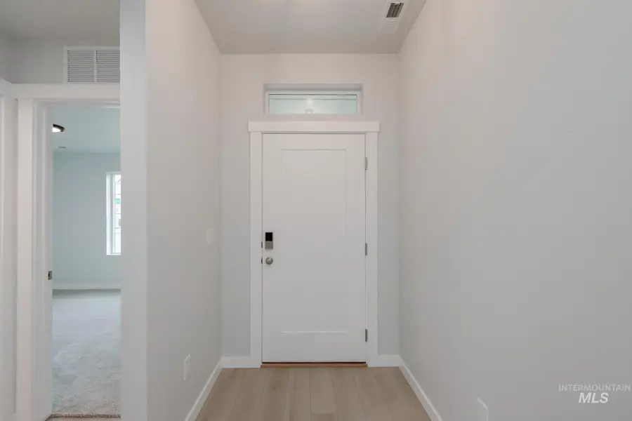 9038 W Camellia St, Nampa, ID 83687 - Image #2