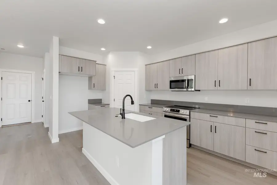 2888 E Boulder Basin Dr, Kuna, ID 83634 - Image #3