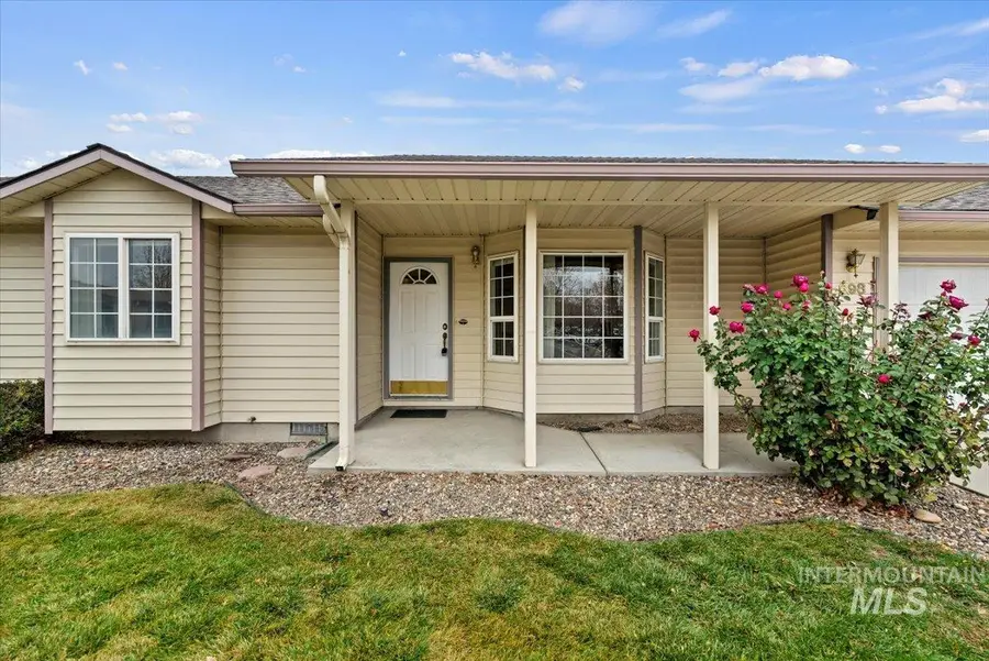 698 S Malaga Ln, Boise, ID 83709 - Image #2