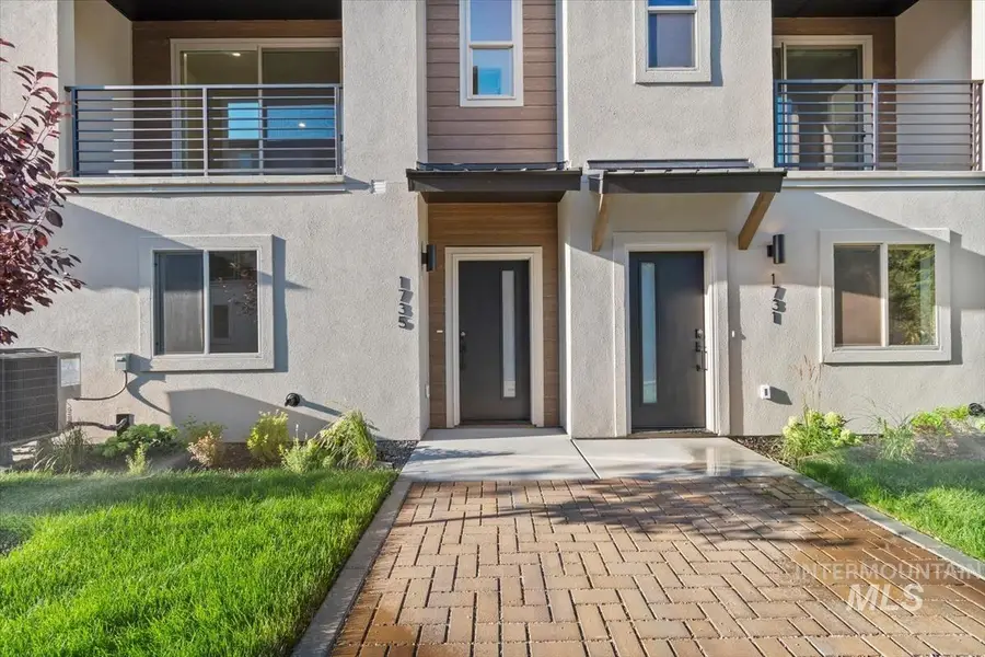 1735 S Rock View Ln, Boise, ID 83705 - Image #3