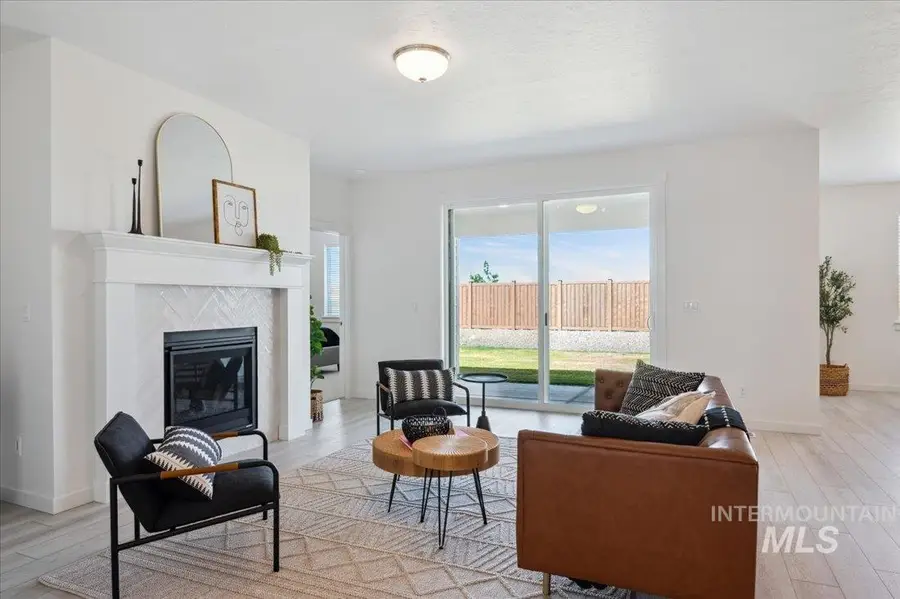 9003 W Tamworth Dr, Star, ID 83669 - Image #2