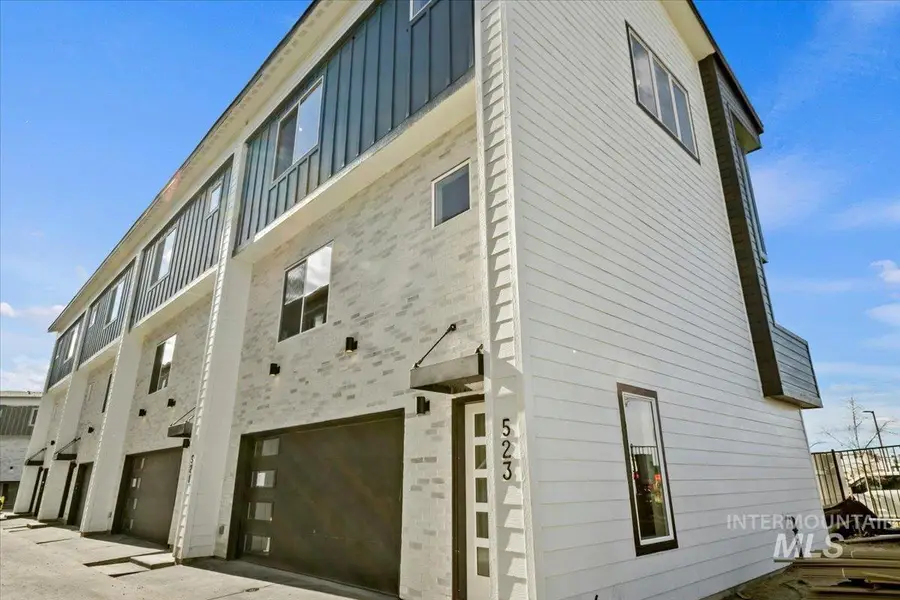 509 N Lucy Lane, Nampa, ID 83687 - Image #2