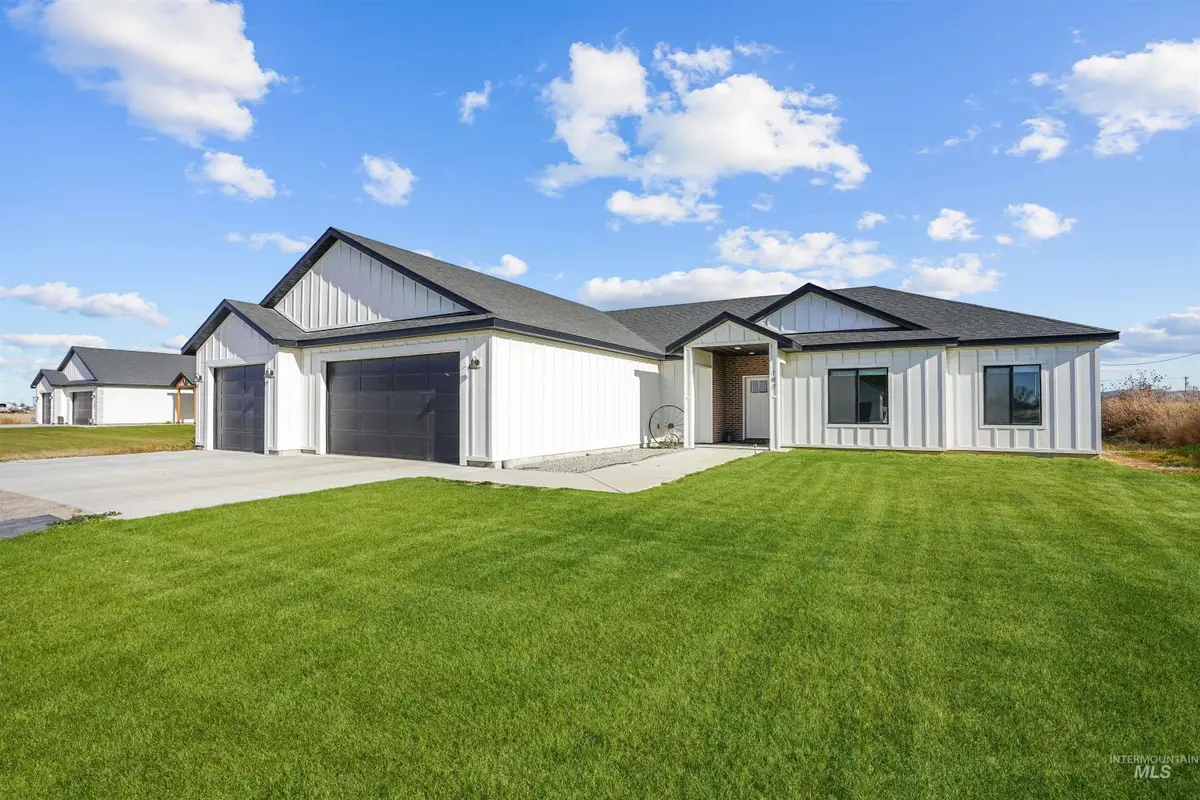 197 S 236 E, Burley, ID 83318 - Image #1