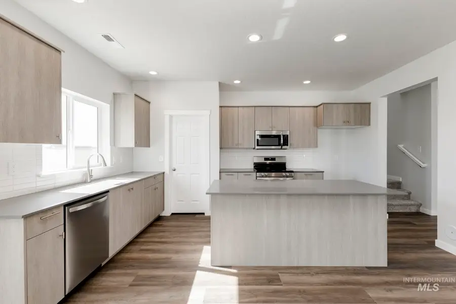 235 Caribou Ct, Horseshoe Bend, ID 83629 - Image #3