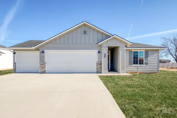 9039 W Violet St, Nampa, ID 83687