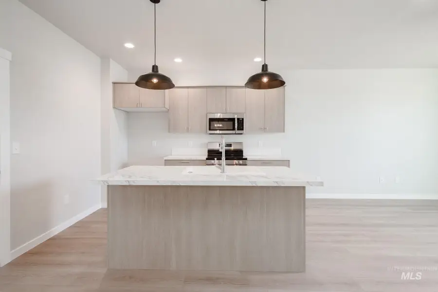 2954 E Boulder Basin Dr, Kuna, ID 83634 - Image #3