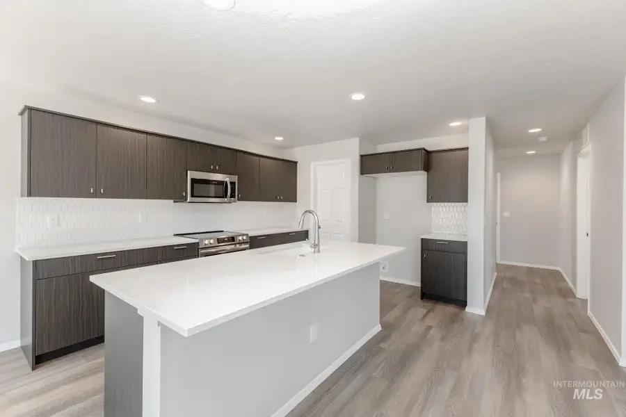 331 N Coltsfoot Ave, Kuna, ID 83634 - Image #2