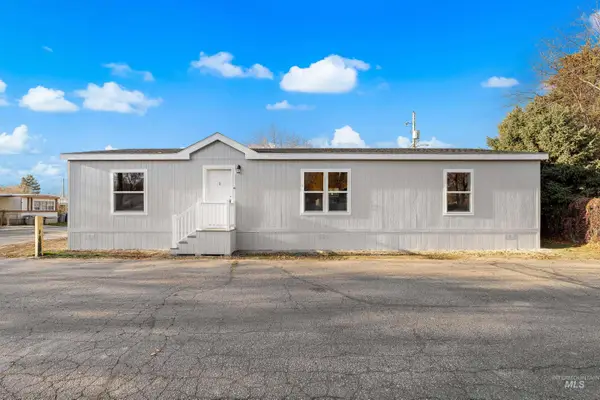 301 E 45th #6, Garden City, ID 83714