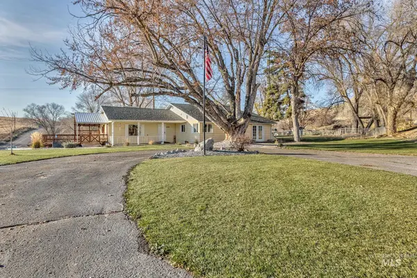 4555 Hyline Rd, Ontario, OR 97914