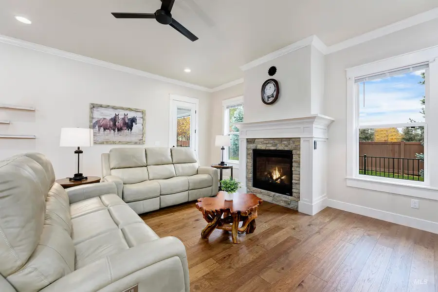 3303 W Crossley Lane, Eagle, ID 83616 - Image #2