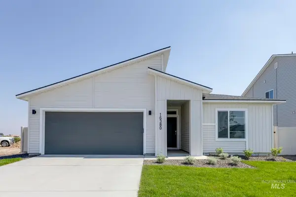 3453 E Crimson King Dr, Nampa, ID 83686