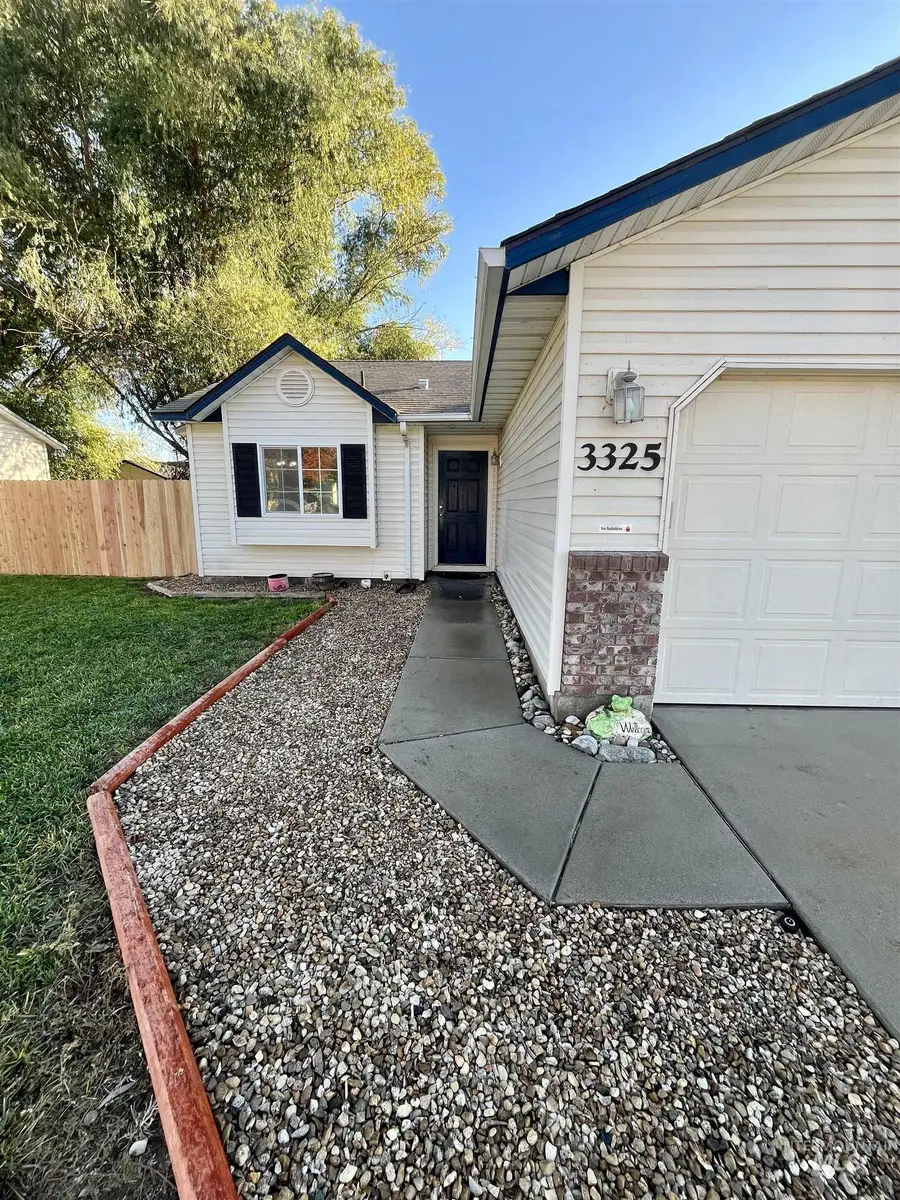 3325 E Sir Patrick Ct., Nampa, ID 83687 - Image #2